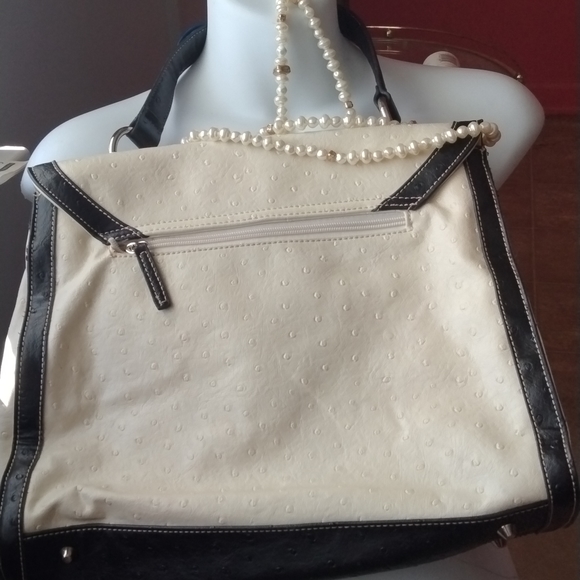 Elite leather ostrich designer Sz 13x10x3. 5 compartments $40 Free Belt or scarf - Picture 4 of 15